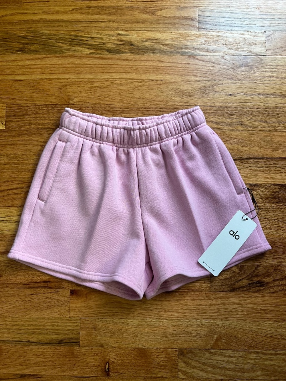 Alo Yoga Accolade Candy Heart Pink lounge shorts women M/XS/*DUPLICATE* NWT